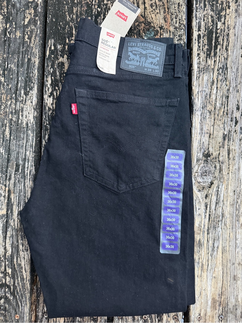NWT Levi's 505 Men’s 36 x 30 Regular Fit Straight Leg Black Stretch Jeans F7